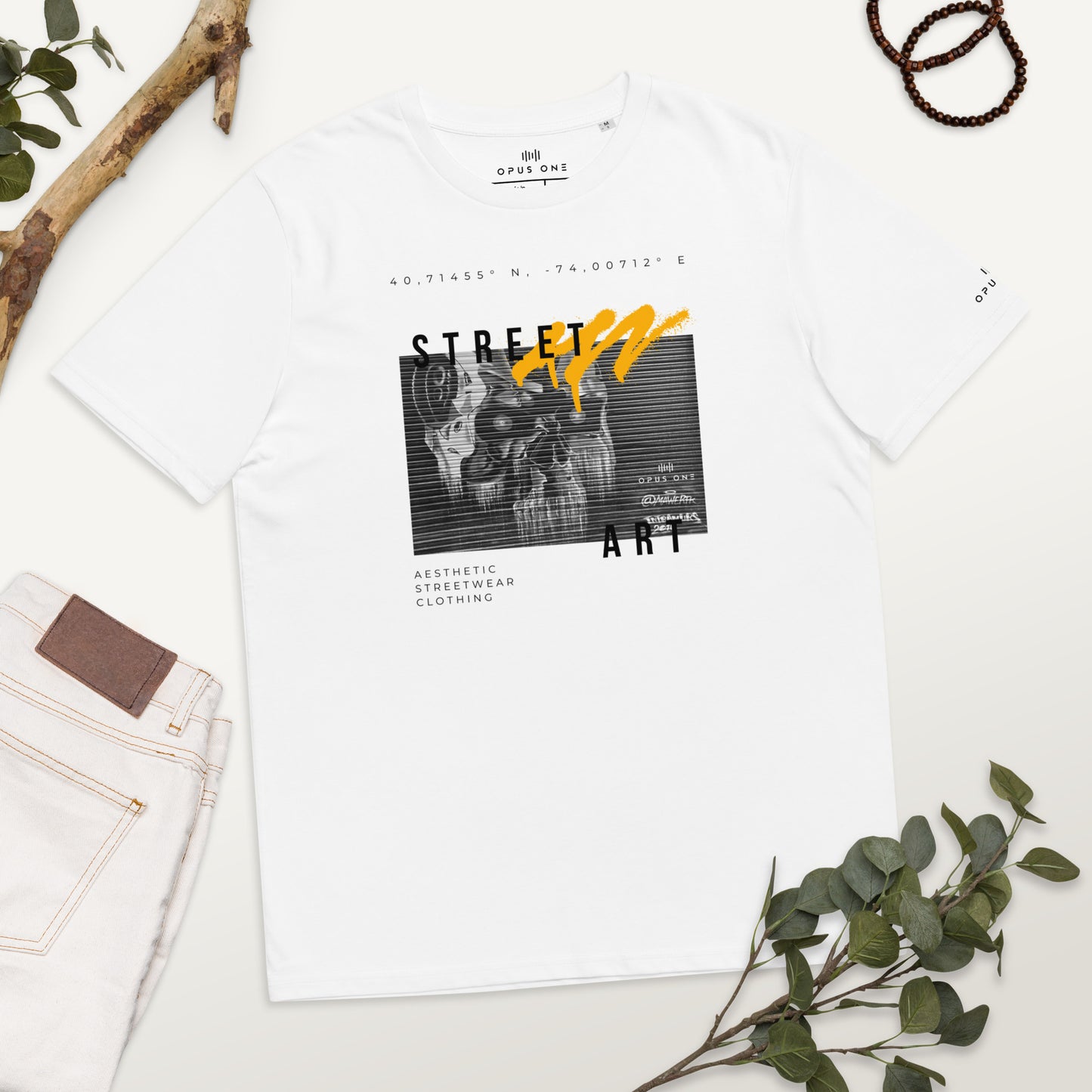 Street Art (v2) Unisex organic cotton t-shirt
