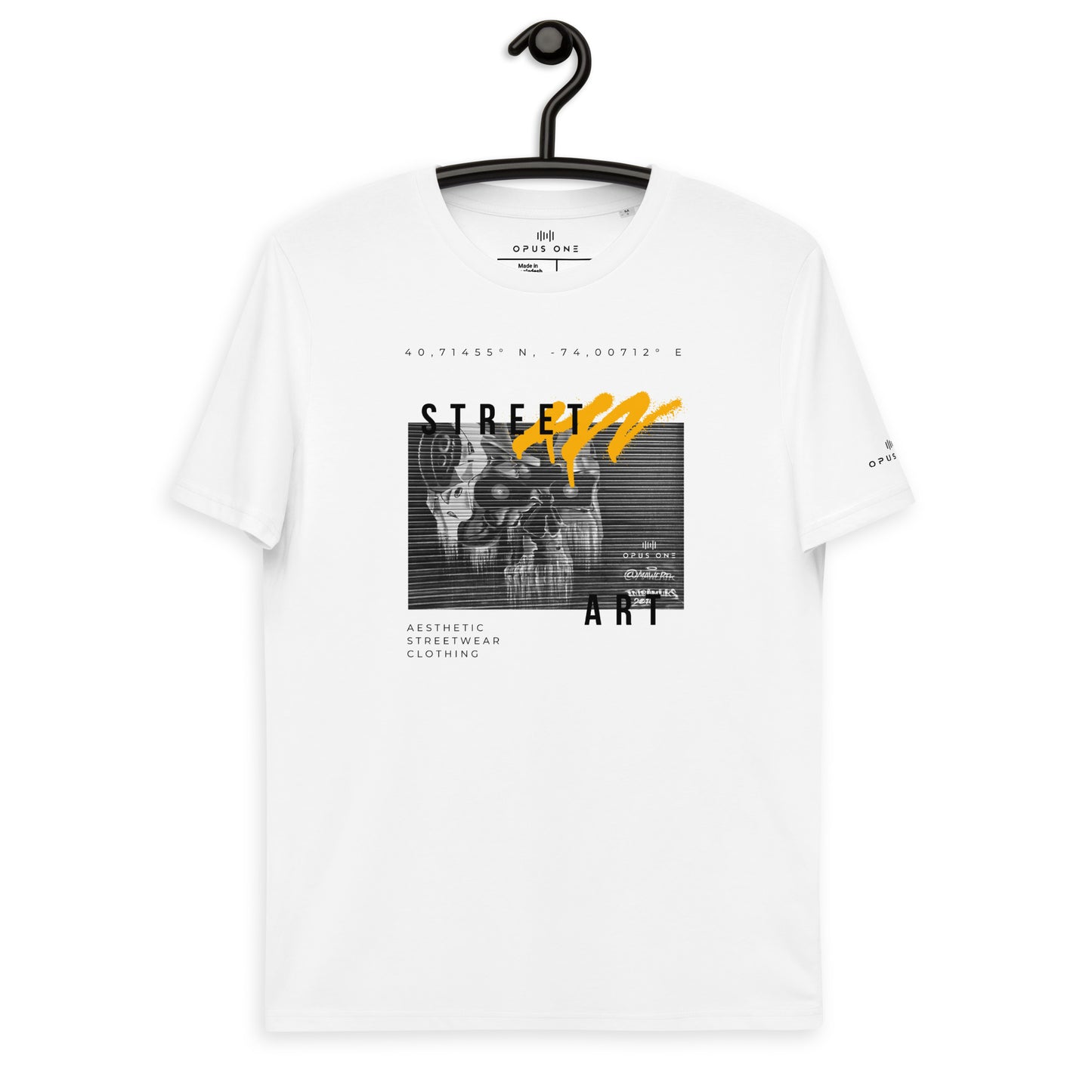 Street Art (v2) Unisex organic cotton t-shirt